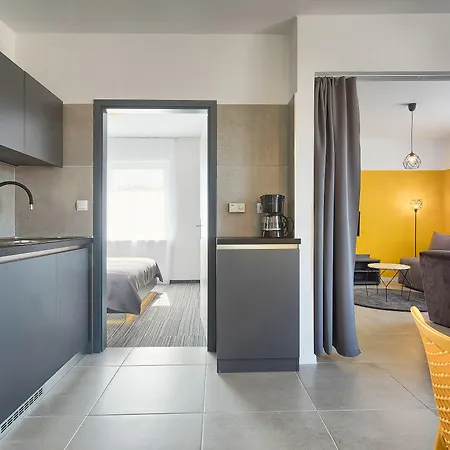 Astinian Apartments Jadranka *