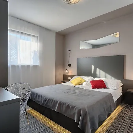 Astinian Apartments Jadranka *