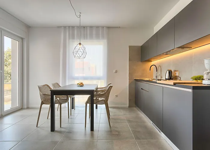 Astinian Residence Jadranka Pula * פולה