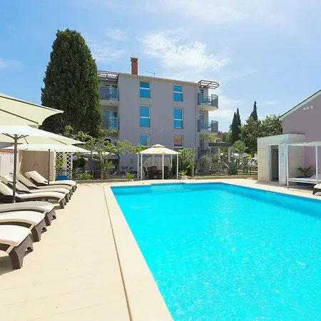 Astinian Apartments Jadranka *