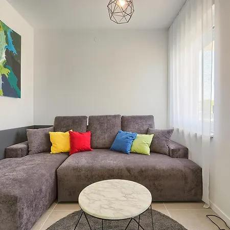 Astinian Apartments Jadranka * Pula